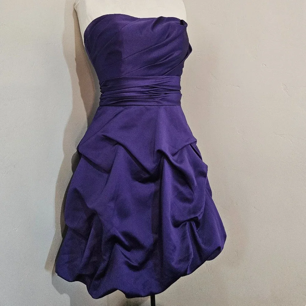 Gorgeous Purple Form Fitting Strapless Purple Dress with Matching Crop Jacket - Picture 1 of 5